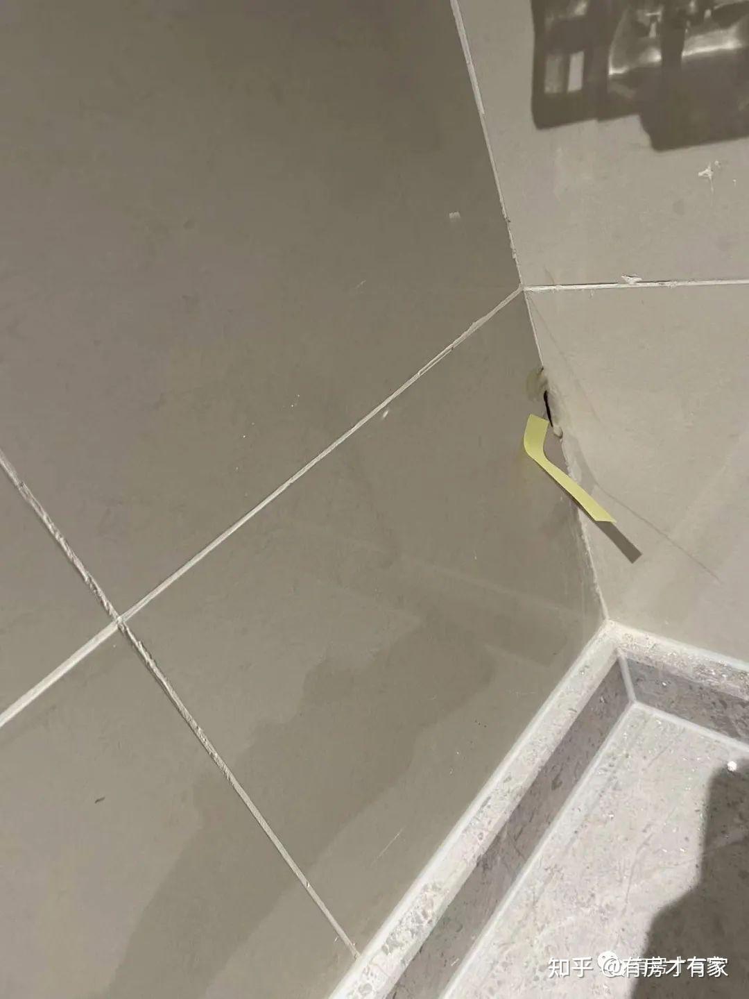 瓷砖空鼓打胶后瓷砖裂了怎么办呢(瓷砖空鼓打胶后瓷砖裂了怎么办呢图片) 瓷砖空鼓打胶后瓷砖裂了怎么办呢(瓷砖空鼓打胶后瓷砖裂了怎么办呢图片)